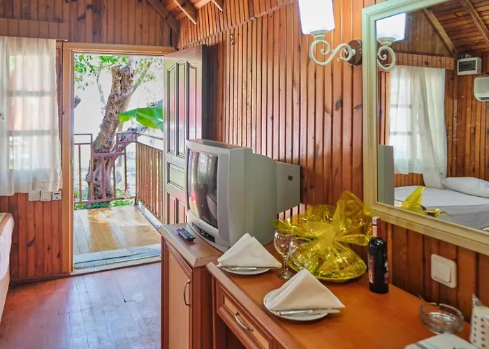 Clover Magic Nova Hotel