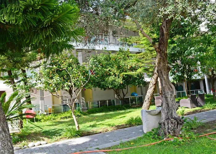 Clover Magic Nova Hotel Sidé